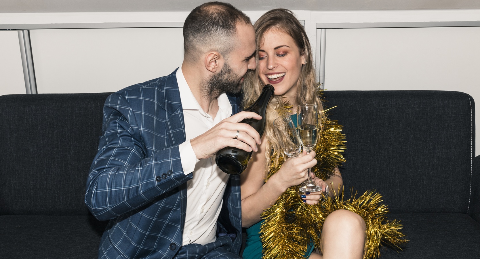 rich men dating